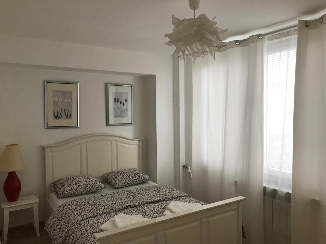 Highstyle Downtown Apartment Бухарест Екстер'єр фото